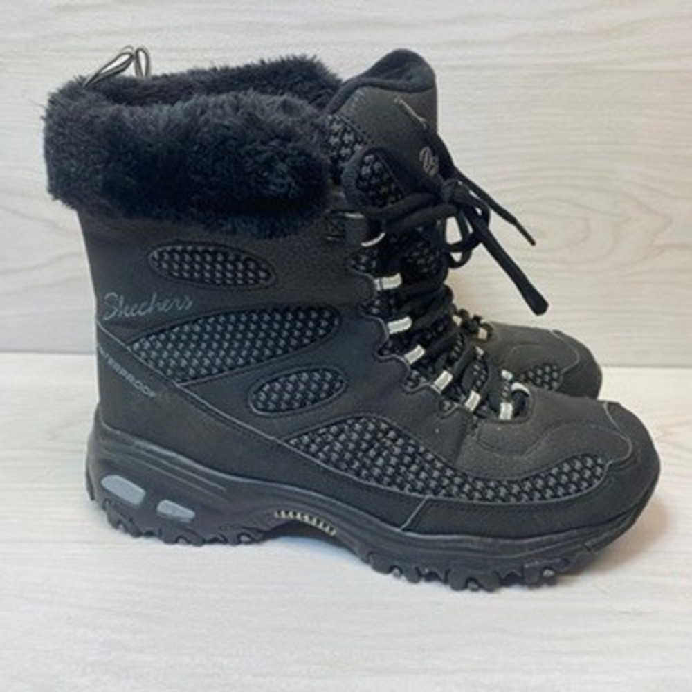 Skechers Women 9.5 D'Lites Waterproof Boots Faux Fur Trim Black Synthetic Winter